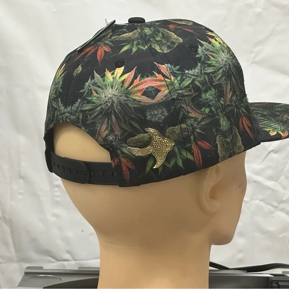 Colorful Patterned Cap - Picture 4 of 4